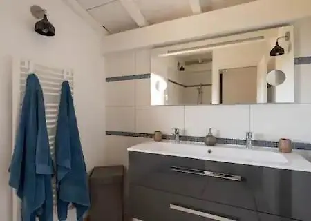 Myrte A Cirindinu Villa