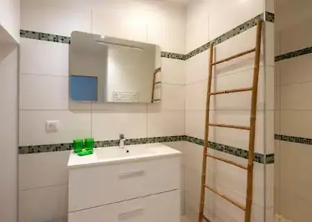 Myrte A Cirindinu Cirendinu