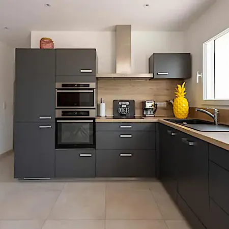 Myrte A Cirindinu * Cirendinu