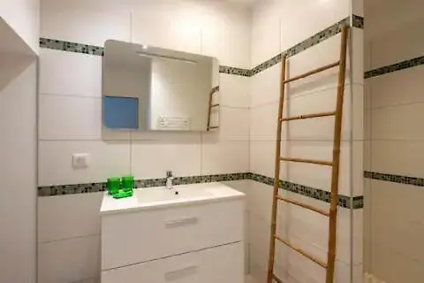 Myrte A Cirindinu Cirendinu