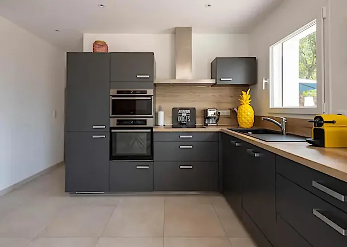 Myrte A Cirindinu * Cirendinu